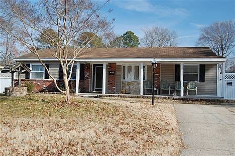 2nd image of 360 Lineberry Rd
