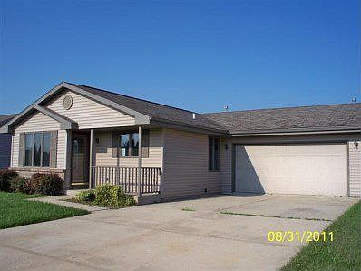 1st image of 3222 Aurora Ln