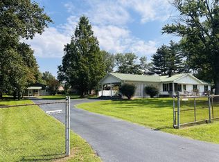 401 Hillcrest Rd, Manchester, TN 37355