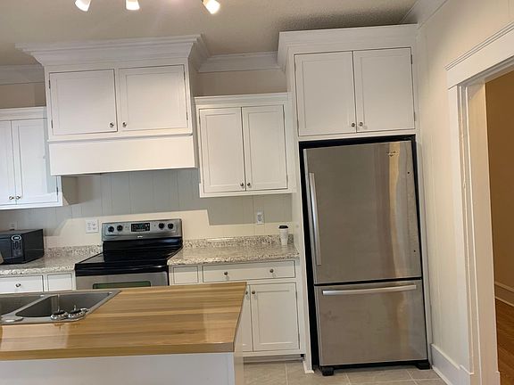 4th image of 206 W Main St #B