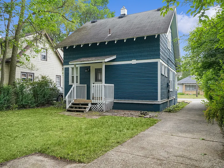 1822 Nelson Ave SE — Photo 4