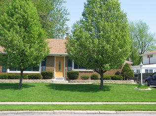 27 Sugnet Rd, Buffalo, NY 14215