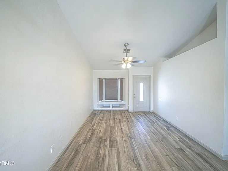 9315 E Dallas St — Photo 15