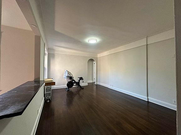 3rd image of 4555 41st St APT 4A
