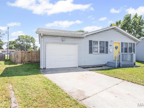 104 Irwin St, East Alton, IL 62024