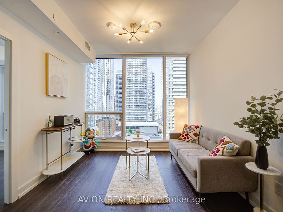 1st image of 15 Mercer St #1605