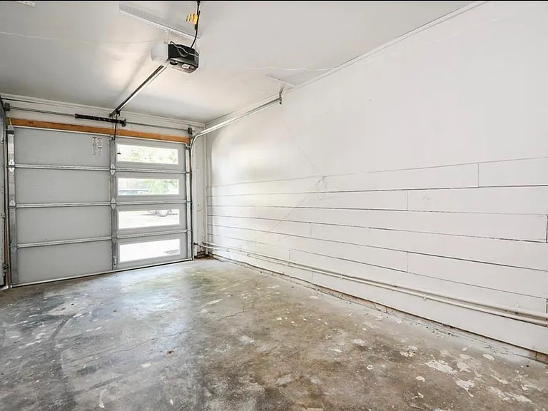 6834 Saint Augustine St — Photo 19