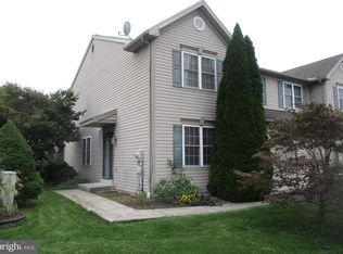 526 Frederick St, Sinking Spring, PA 19608