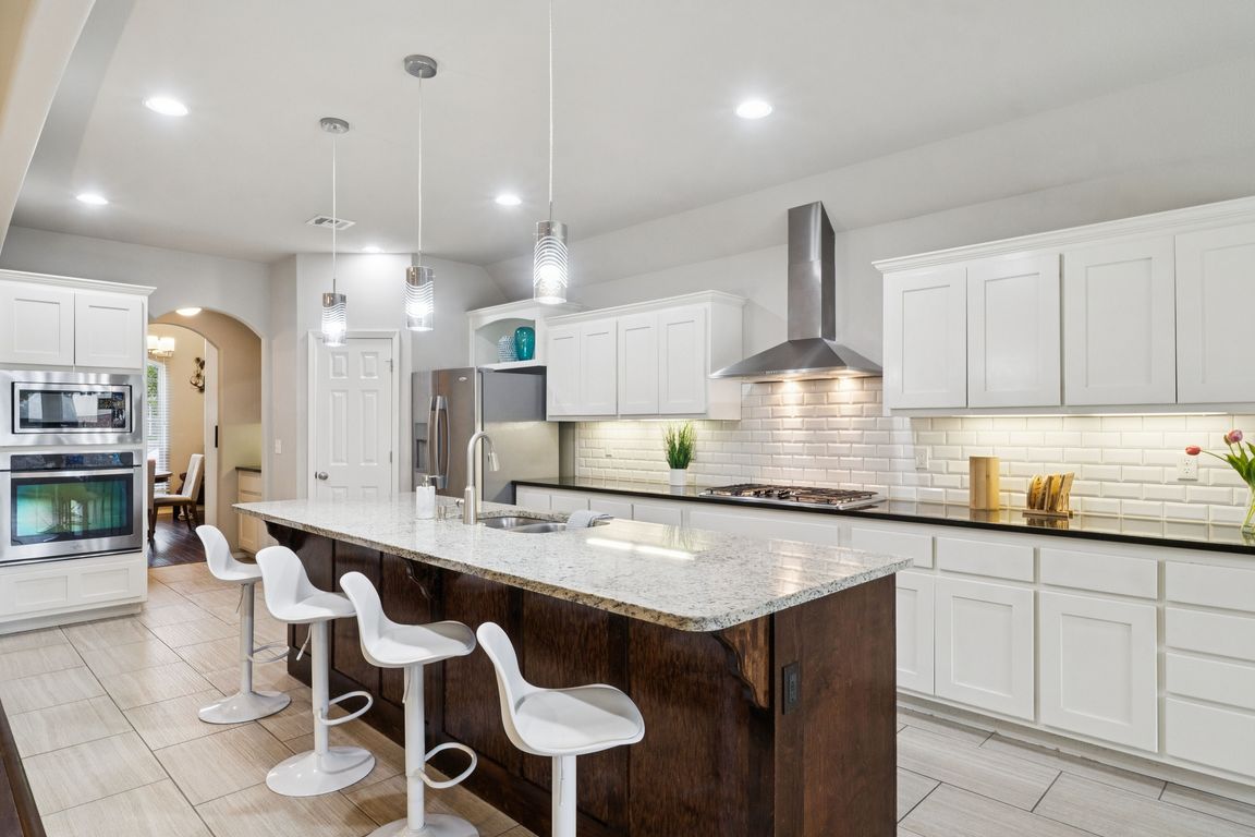 next background image