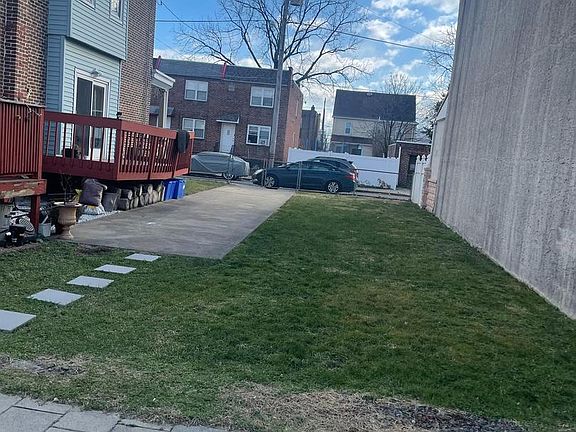 4th image of 6422 Edmund St