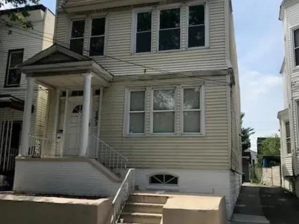 153 Neptune Avenue image 1 of 13