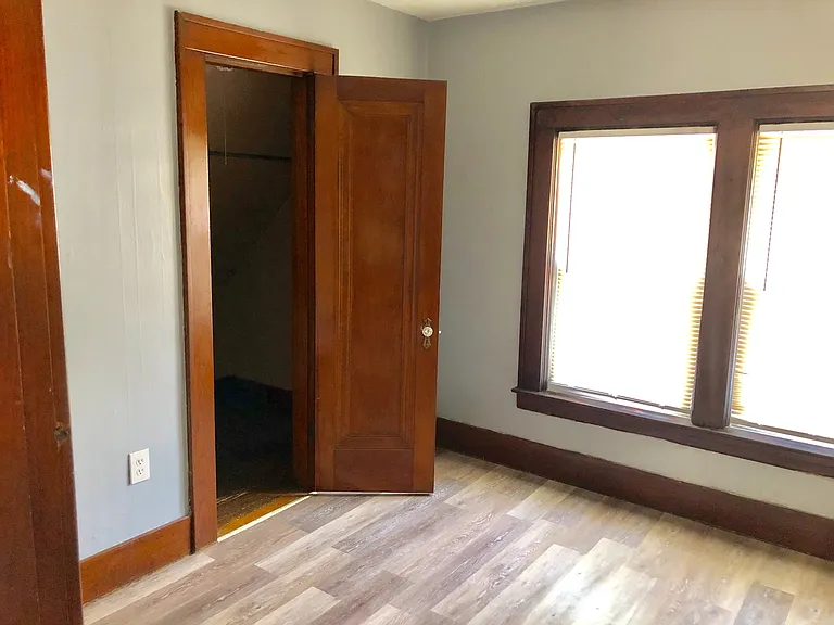 1224 Central Ave — Photo 13