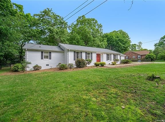 2nd image of 1011 Harmony Dr