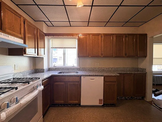 19 Beacon St #1 — Photo 13