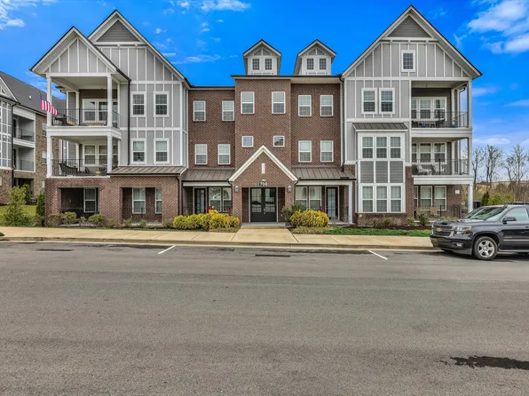 700 Vintage Green Ln #204, Franklin, TN 37064