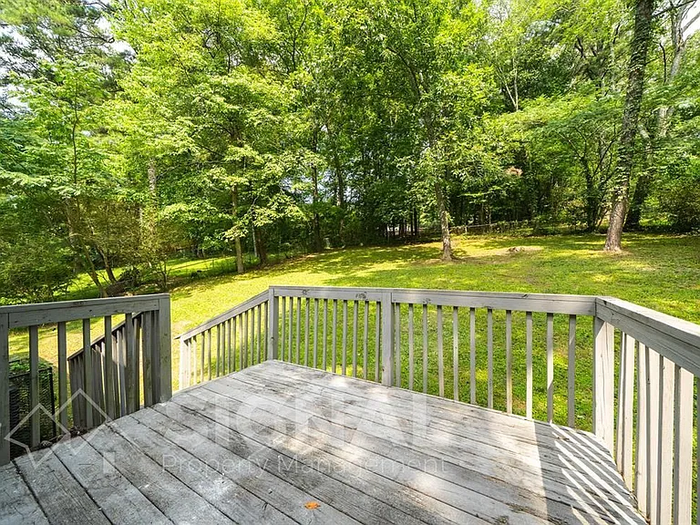 5114 Beacon Dr — Photo 28
