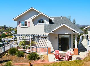 520 Lado De Loma Dr, Vista, CA 92083