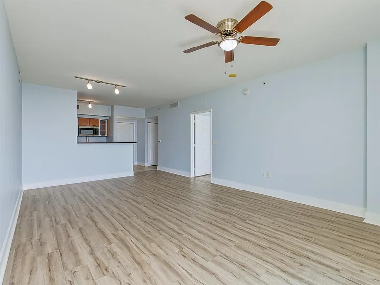 625 Casa Loma Blvd #1206 — Photo 14