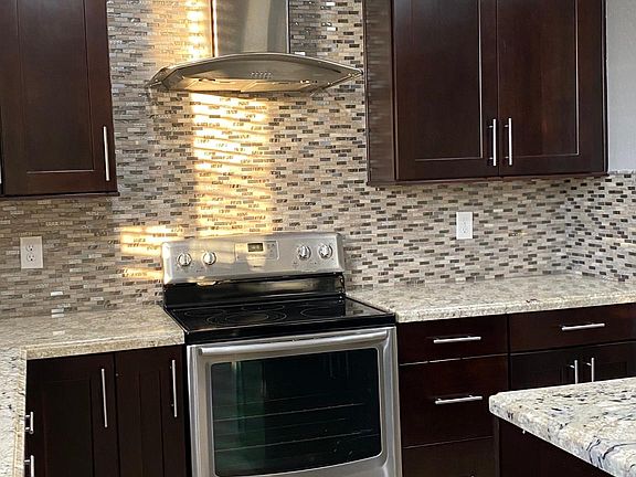 5th image of 5039 W Magdalena Ln