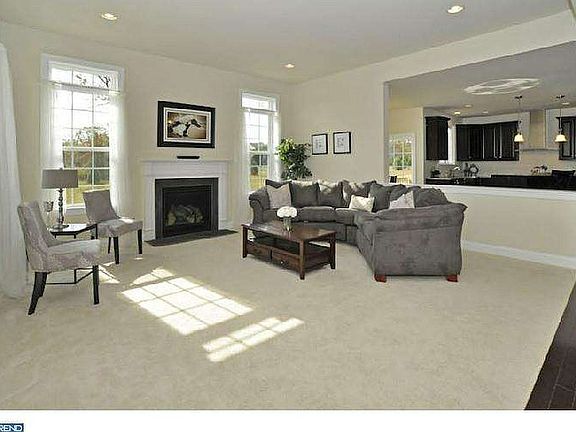 5th image of 2295 Jase Dr