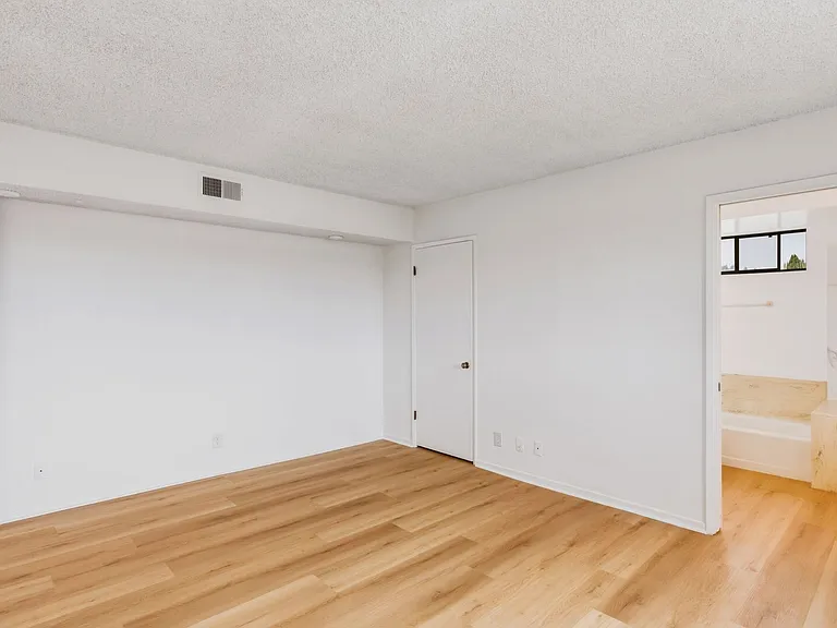 808 Princeton St #D — Photo 27