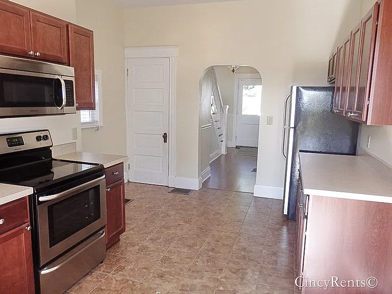 3645 Zinsle Ave — Photo 6