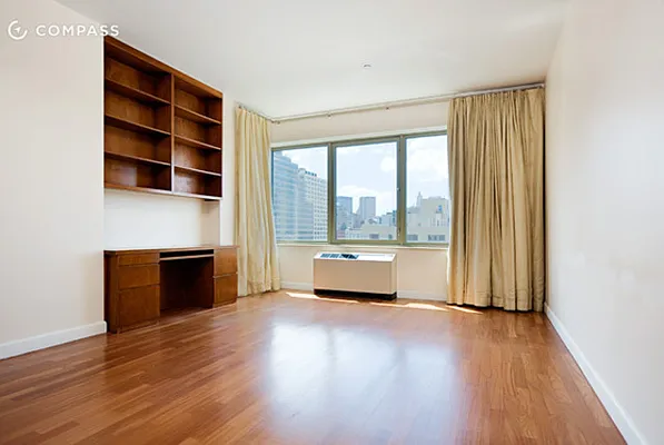 Rented by Compass | media 26