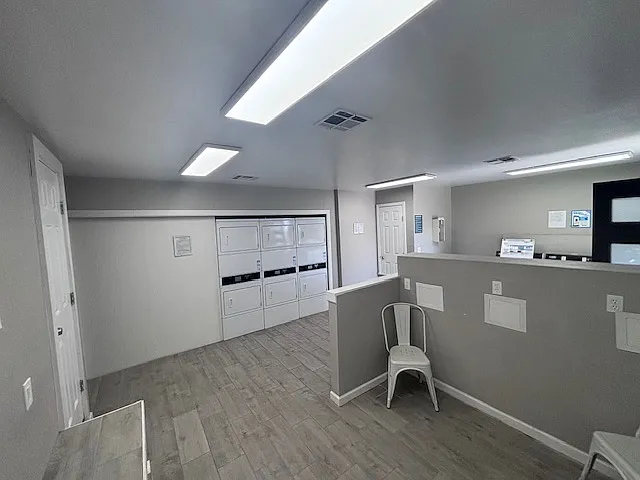 Willow Park Apartments — Photo 30