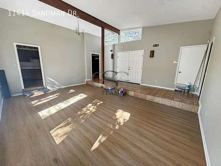 11414 Sandman Dr — Photo 14