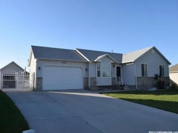 5222 W Autumn Creek Dr, Riverton, UT 84096