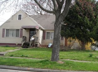 1851 16th St SW, Akron, OH 44314