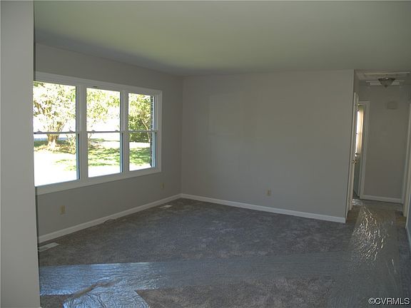 5th image of 17321 Wedgewood Dr