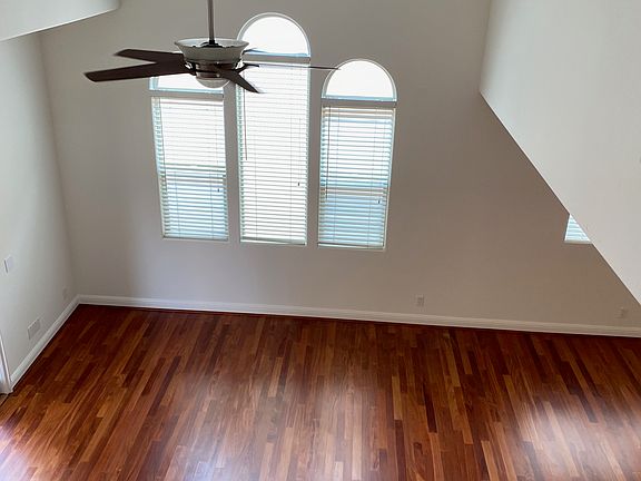 4th image of 501 1/2 Begonia Ave