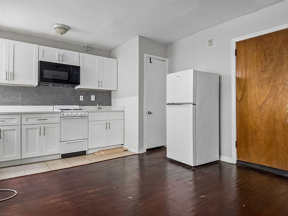 1st image of 3412 Spring Garden St APT A32