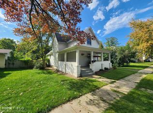 225 W Ridge St, Owosso, MI 48867