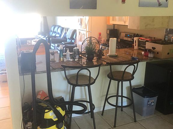 5th image of 908 Hartford Dr