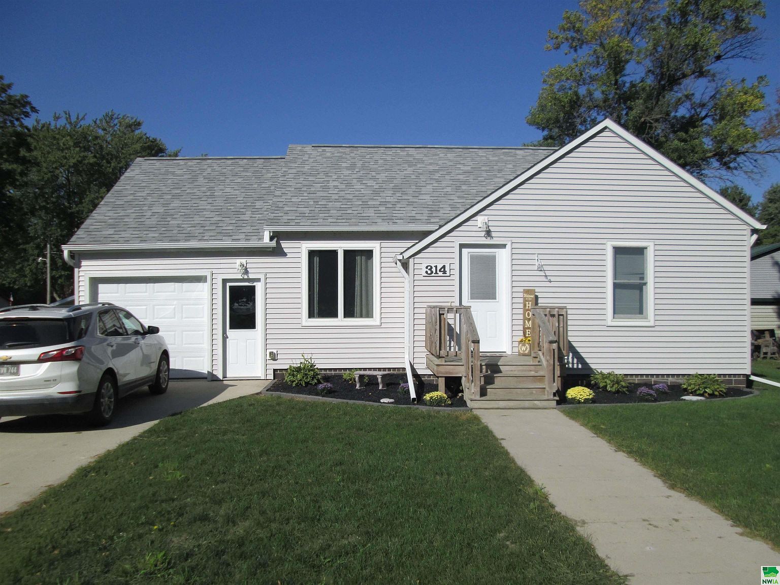 314 S Maple St, Paullina, IA 51046 Zillow