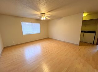 930 Boston Way APT B11, Coralville, IA 52241