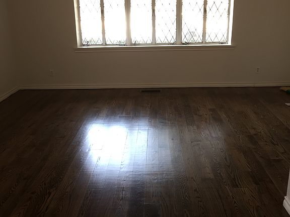 4th image of 6102 Town Hill Ln