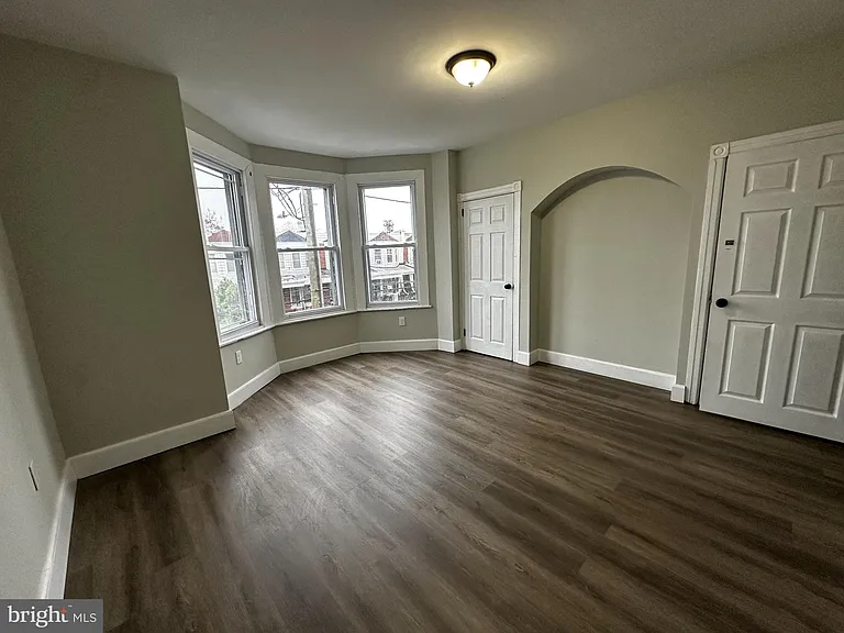 5729 Pine St #2 — Photo 15