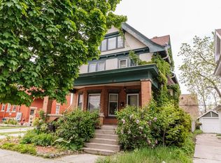 242 E Park Ave, Waukesha, WI 53186