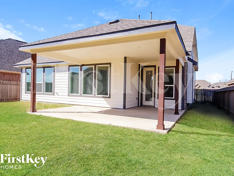 24323 Huntcliff Dr — Photo 14