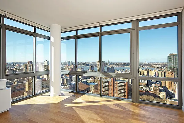 Rented by Town Residential | media 15