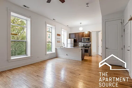 1659 S Throop St #2E Photo 1