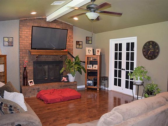 4th image of 2625 Liberty Ln