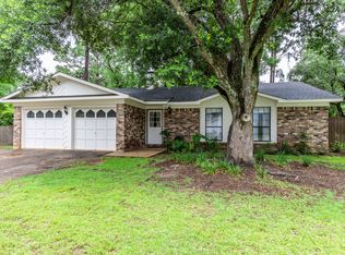 100 Straford Ct, Daphne, AL 36526
