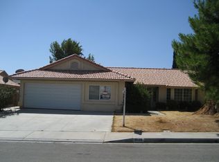 3038 Crowne Dr, Palmdale, CA 93551
