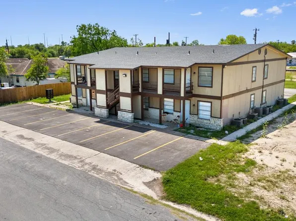 910 E Adams Ave, Harlingen, TX 78550