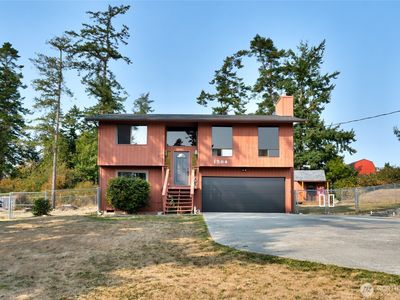 1594 Douglas Street, Oak Harbor, WA, 98277
