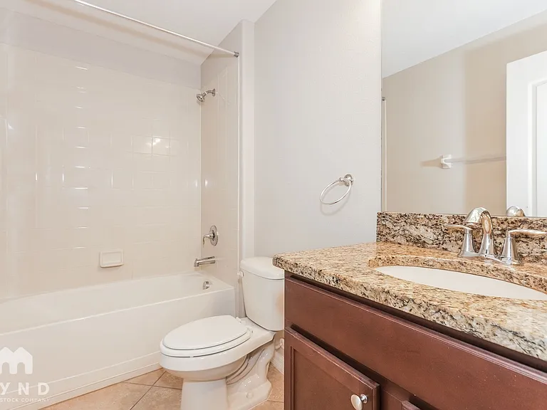 1212 Oak Pond St — Photo 13